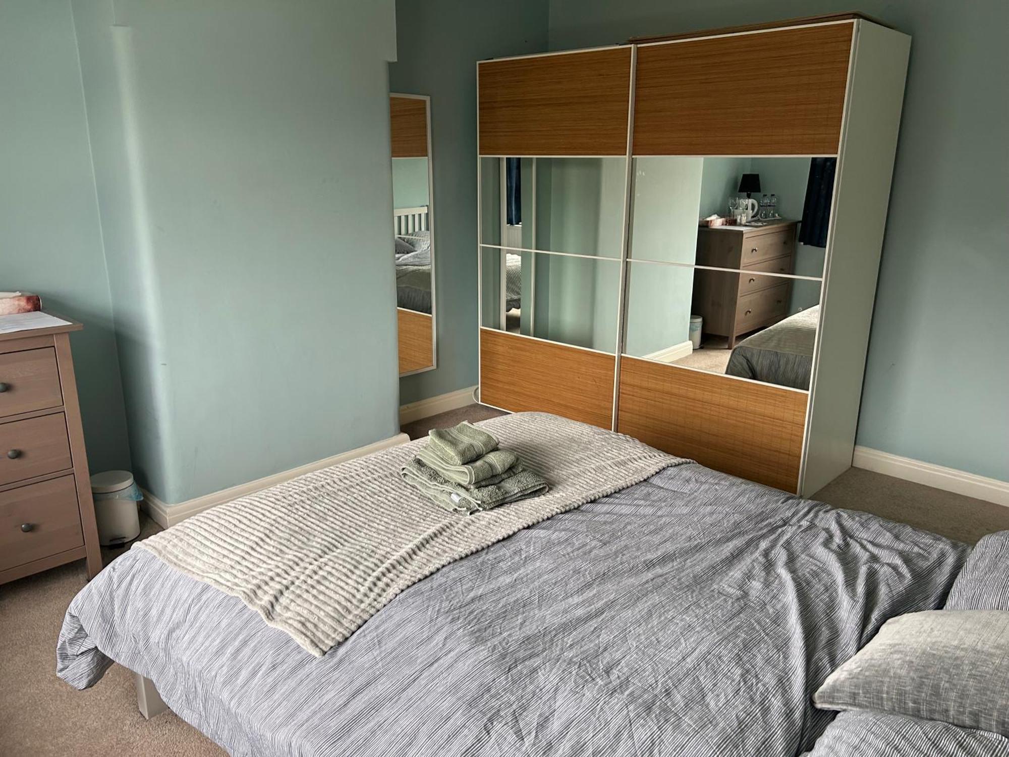Quiet Double Bedroom With Garden View, Breakfast Hazel Grove Kültér fotó